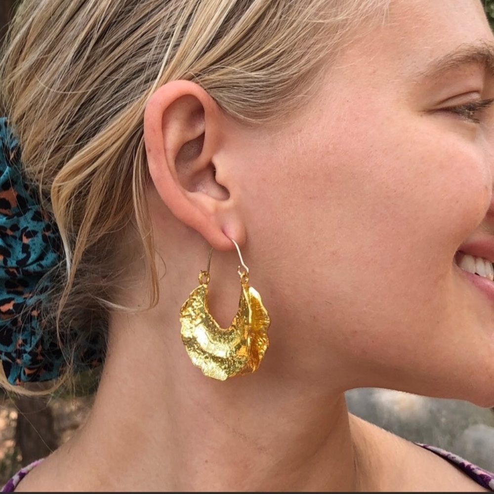 Texture Hoop Earrings! - Picture 7 of 7